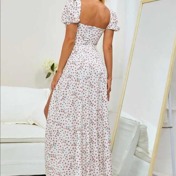 Long floral dress - Picture 3 of 3